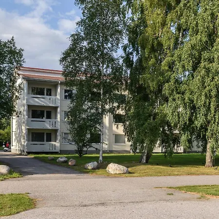 Apartman Remontoitu 100m2 Kerrostalohuoneisto Hangossa, 3 Makuuhuonetta, Etelaeparveke